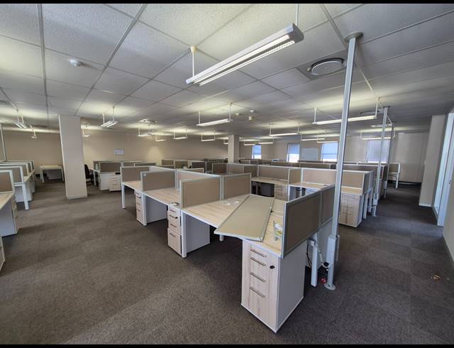 977M² OFFICE TO LET IN SANDTON CENTRAL